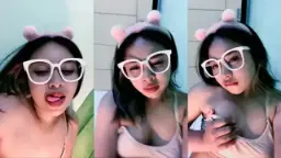 Gadis Cantik Remas Toket Imut Video by Kompoz Gadis Cantik Remas Toket Imut Video by Kompoz