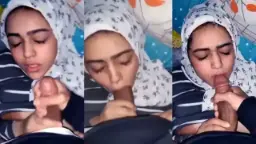 Jilbab Cantik Di Kontolin Sampai Ngecrot Video by PornHub
