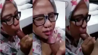 Mahasiswi Hijab Nyepong Crot Dimuka Video by xHamster Mahasiswi Hijab Nyepong Crot Dimuka Video by xHamster