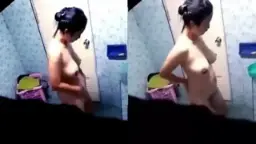 Ngintip Tante Cantik Toge Mandi Video by BOKEPSIN