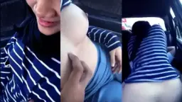 Shalisya 4_BG Jilbab Ngentot di Mobil Video by IXXX