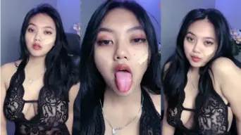 Kak Shadira Toge Lingerie Hitam Seksi Video by NoBokep