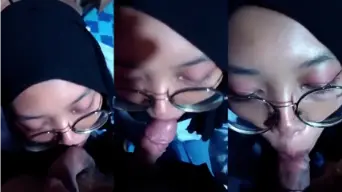 Kak Lara Ukhty Binal Penyepong Handal Video by PornHub