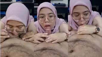 Sepongan Cewek Jilbab Pink Lagi Viral Video by Tube8